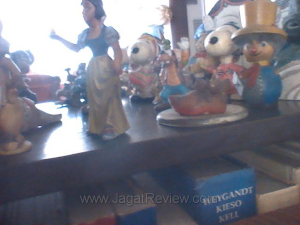 Xperia Neo - Kamera depan indoor Xperia Neo Kamera depan indoor