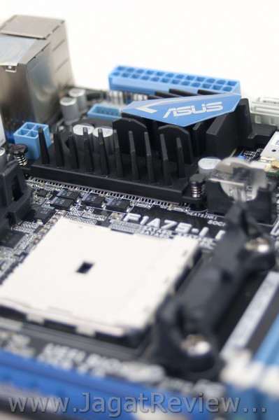 ASUS_F1A75-I_Deluxe_Board_Overview_Aufmarker ASUS F1A75
