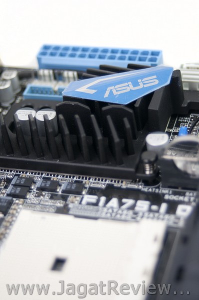 Review ASUS F1A75-I Deluxe: Motherboard Mini ITX untuk AMD Llano dengan Segudang Fitur 12 ASUS F1A75