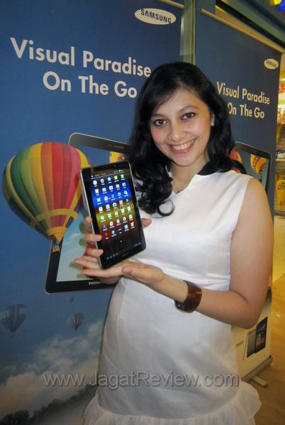 Galaxy Tab 7.7 Perkuat Jajaran Tablet Samsung 1 IMG 0301