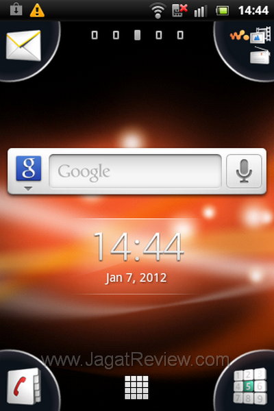 Live Walkman HomeScreen Utama