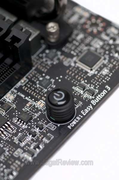 MSI_BigBangXPowerII_Photo_Onboard_Button3 MSI BigBangXPowerII Photo Onboard Button31