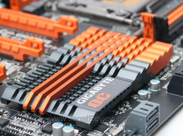 MoboUD7_2b MoboUD7 2b