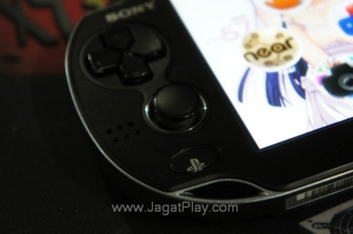 Review-Sony Playstation Vita (PS Vita): The Best in Handheld Gaming? 4 PS Vita dual analog 1