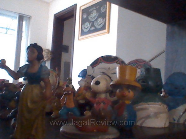 Xperia Pro kamera depan indoor