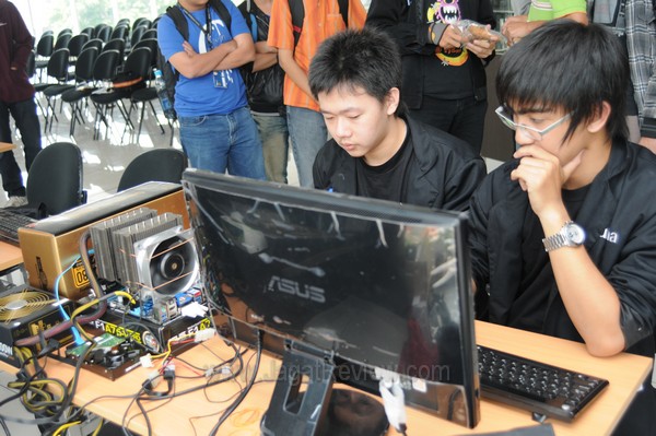 ASUS_JAKARTA174 ASUS JAKARTA174