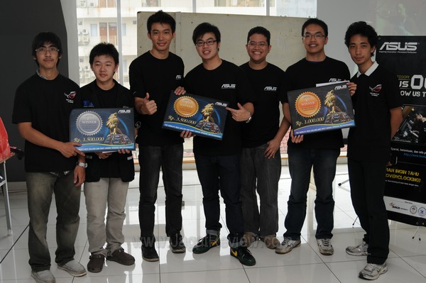 Inilah Pemenang Kompetisi Overclocking ASUS Jakarta 11 ASUS JAKARTA215