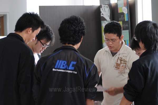 ASUS_JAKARTA37 ASUS JAKARTA37