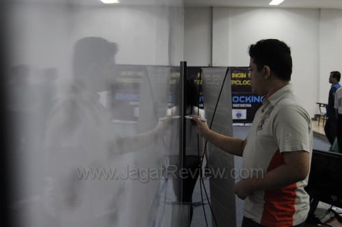 Suasana Persiapan ASUS OC Competition di Surabaya 15 ASUS SURABAYA 2411