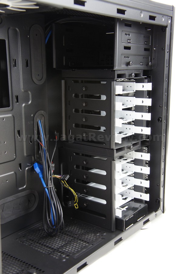 SONY DSC Fractal Design Arc 13