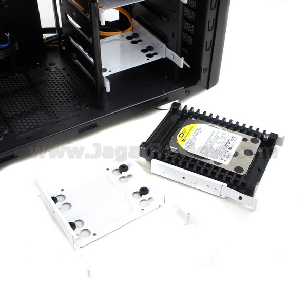 SONY DSC Fractal Design Arc 38