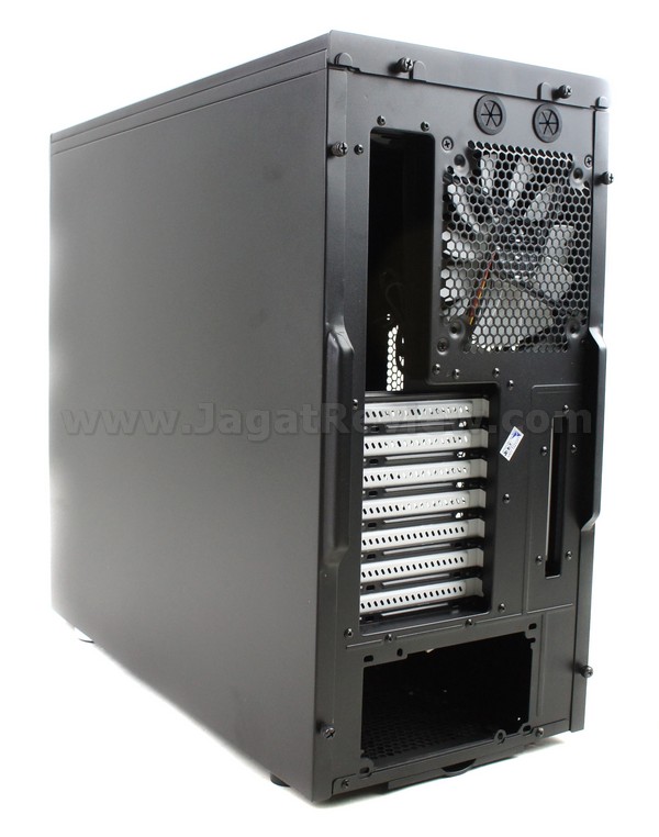 SONY DSC Fractal Design Arc 81