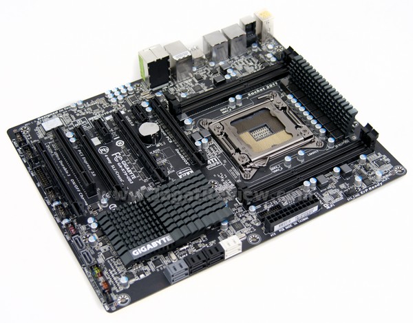 GIGABYTE X79 UD3 Board OverView5