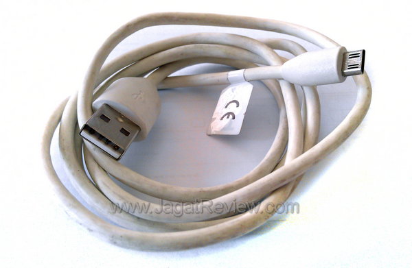 HTC Sensation XE - Kabel USB