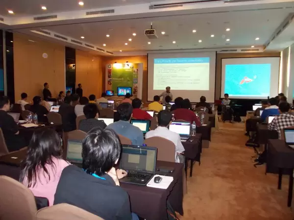 Developer Indonesia Siap Kembangkan Aplikasi Berbasis Windows 8 19 Windows8Bootcamp001 R