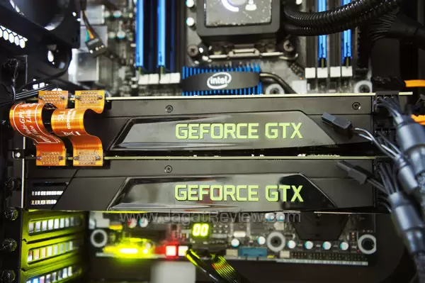 Review VGA NVIDIA GTX 680: Gaming dengan Dual-GPU (SLI) 3 nvidia gtx 680 sli graphics card