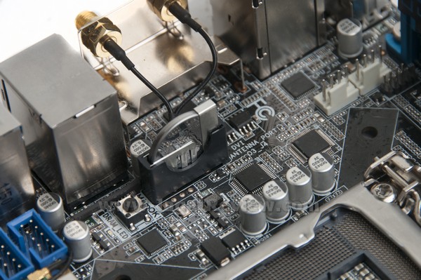 ASUS_P8Z77-I_Deluxe_BatereBIOS ASUS P8Z77