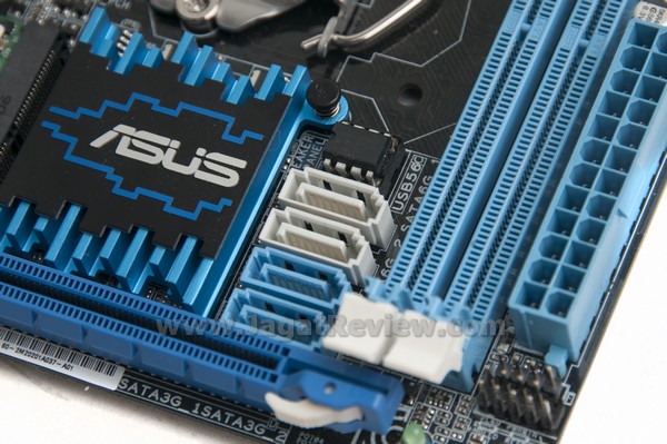 ASUS_P8Z77-I_Deluxe_Board_SATA ASUS P8Z77