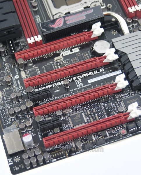 ASUS Rampage Extreme IV Formula BF3 Board PCI E3