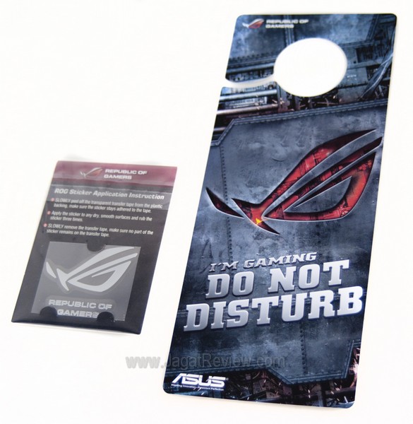 ASUS_Rampage_Extreme_IV_Formula_BF3_Perlengkapan_GantunganPintu