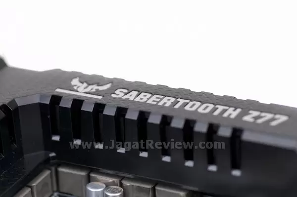 ASUS Sabertooth Z77 Label Sabertooth Z77 alt