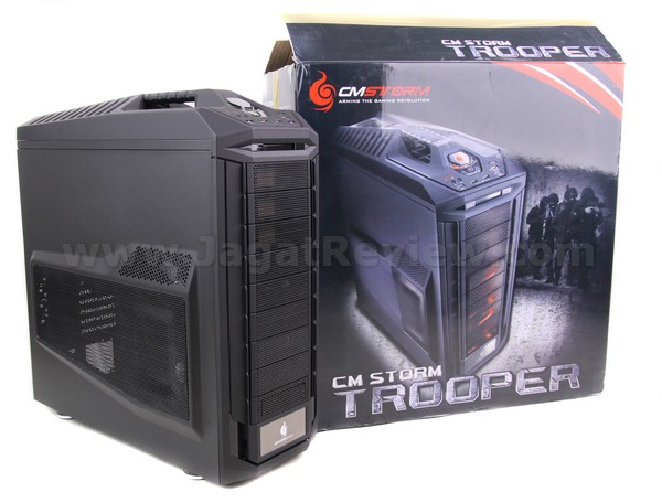 Preview CM Storm Trooper: Casing Gaming FULL TOWER XL-ATX 10 CM Trooper 1
