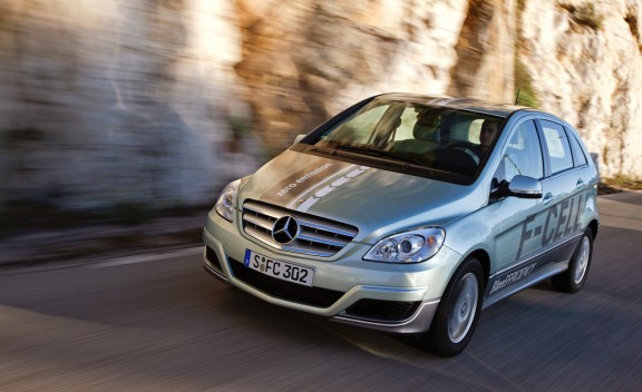 Mercedes-Benz Siapkan Mobil F-Cell Generasi Kedua 10 Mercedes Benz F Cell