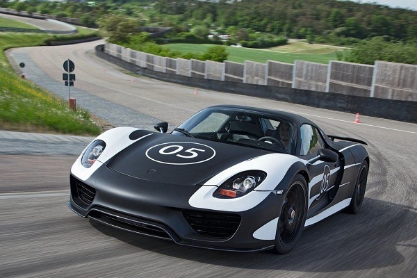 Porsche 918 Spyder Hybrid