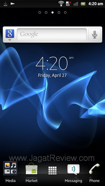 Review Sony Xperia S: Smartphone Android Pertama dari Sony Mobile 3 Sony Xperia S - Homescreen Utama