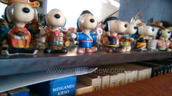 Sony Xperia S - Kamera Depan Indoor