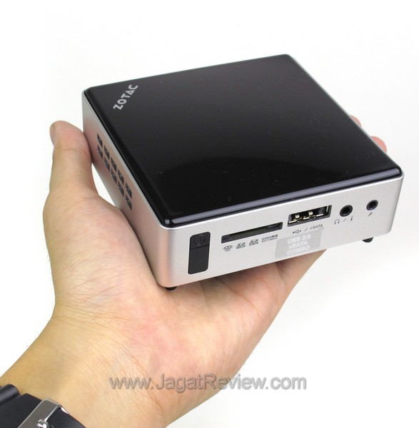 zotac_zbox_nanoxs_plus_hand