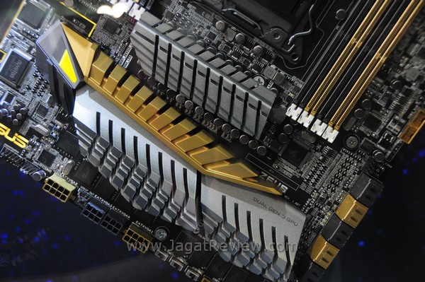 ASUS_ROGZEUS-DSC_4940 ASUS ROGZEUS DSC 4940