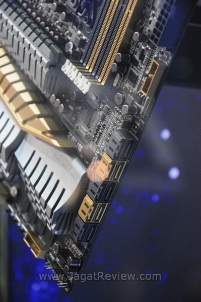 ASUS_ROGZEUS-DSC_4941 ASUS ROGZEUS DSC 4941
