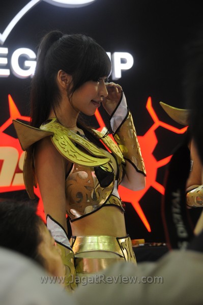 Booth Babes Computex 2012 Day 1 4