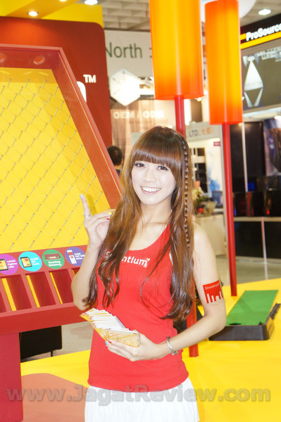 Booth Babes Computex 2012 Day 4 11