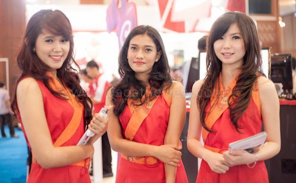 Booth Babes FKI 2012 (2) Booth Babes FKI 2012 2
