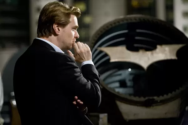 Rumor: Christopher Nolan akan Mengepalai Proyek JLA 13 Christopher Nolan