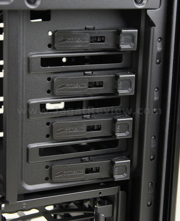 Corsair Obsidian 550D 21 Corsair Obsidian 550D 21