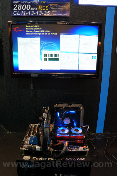 GSKILL_COMPUTEX2012-DSC00539s GSKILL COMPUTEX2012 DSC00539s