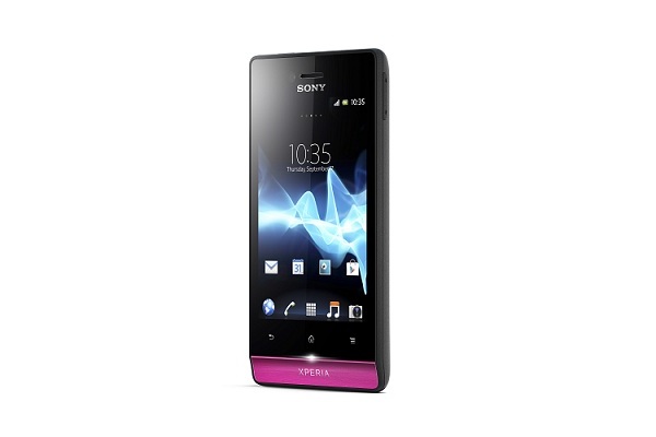 Sony Mobile Mengedepankan Integrasi Facebook Dalam Xperia Miro 8 Sony Xperia Miro
