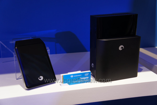 computex 2012 intel thunderbolt 01 computex 2012 intel thunderbolt 011