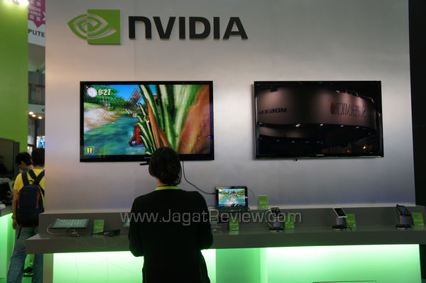 computex 2012 nvidia asus eeepad transformer prime tf201 playing 3d games