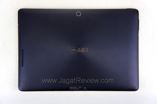 ASUS Transformer Pad TF300 - Tampak Belakang ASUS Transformer Pad TF300 Tampak Belakang