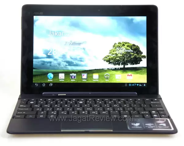 Review ASUS Transformer Pad TF300: Tablet/Netbook Android Tegra 3 dengan Harga Lebih Terjangkau 9 ASUS Transformer Pad TF300 Tergabung