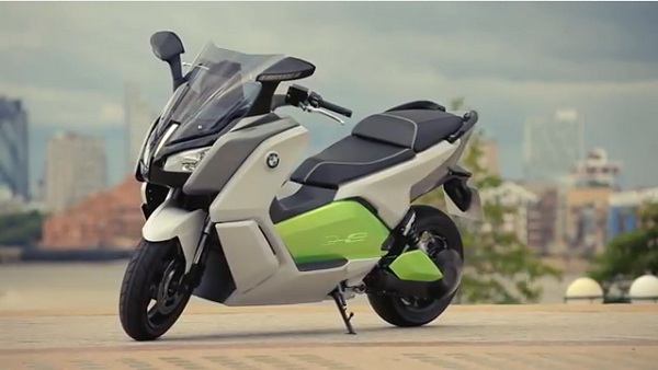 BMW C Evolution: Skuter Elektrik Berkecepatan 120 km/jam 8 BMW C Evolution Electric scooter