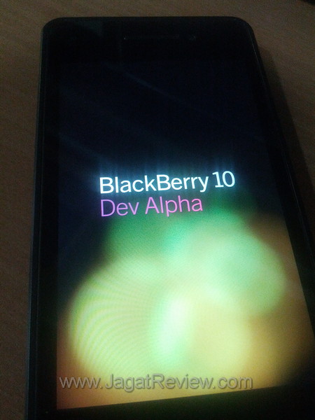 bb-10-dev-alpha IMG 20120712 170119 R