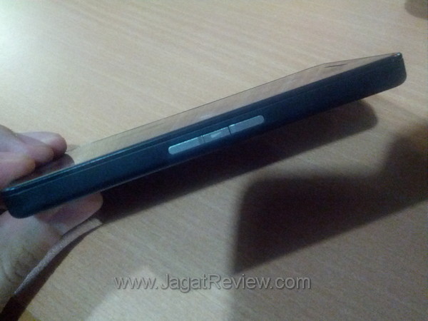 bb-10-dev-alpha IMG 20120712 172305 R