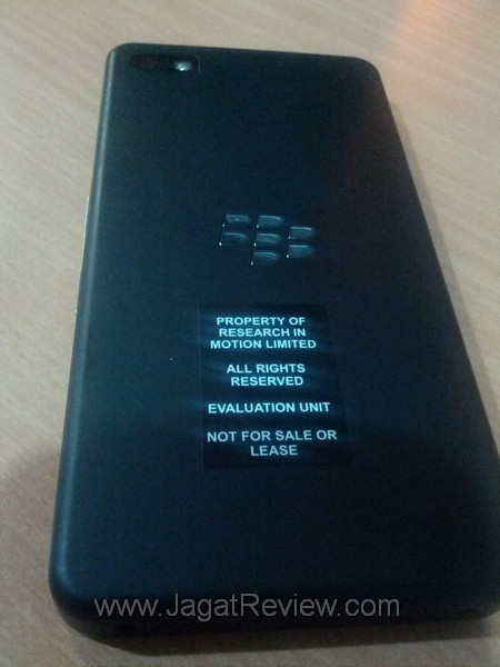 bb-10-dev-alpha IMG 20120712 172825 R