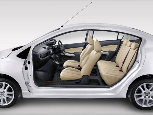 New Mazda2 Sedan (Interior2) New Mazda2 Sedan Interior2