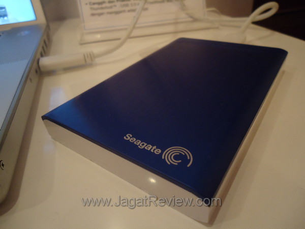 Seagate Backup Plus: Hard Disk Ekternal Pertama dengan Integrasi Jejaring Sosial 9 Seagate